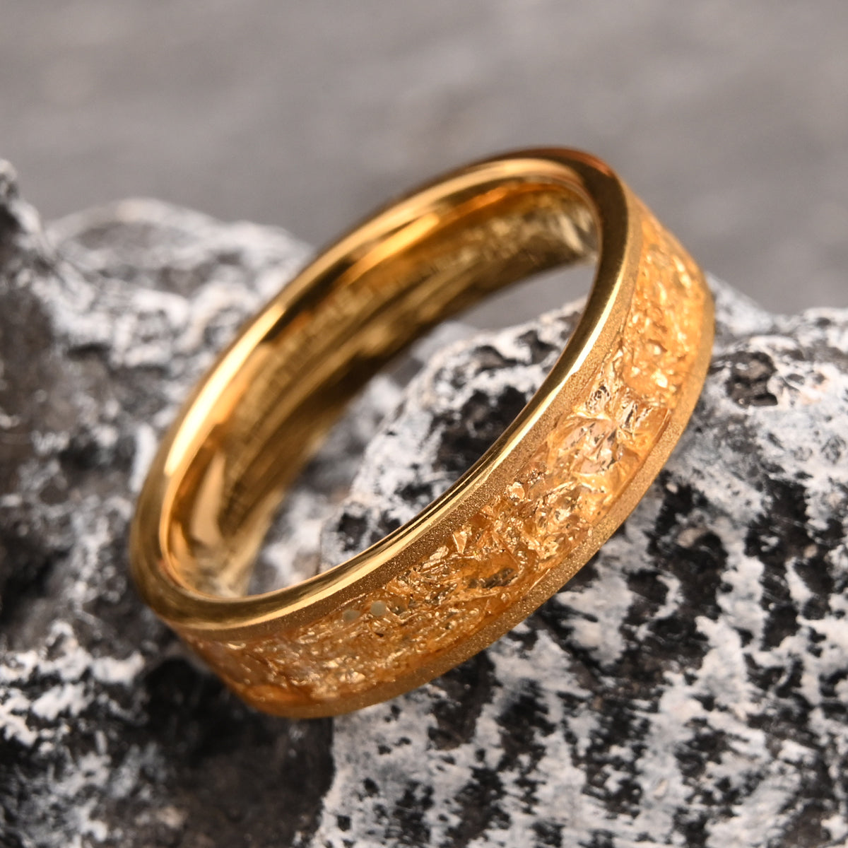 6MM Gold Color Tungsten Carbide Ring Men's Wedding Bands inlaid with Gold Foil 18K Gold Plated Men's ring, wedding engagement rings-6