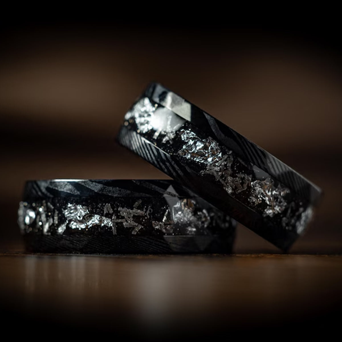 Damascus Steel Ring with Crushed White Gold Flakes & Meteorite Man Wedding Band, Hammered Cosmos Promise Engagement Anniversary Ring For Him-zoom-3