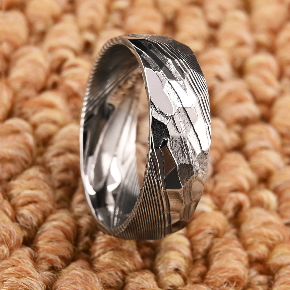 Bague en acier damassé argenté de 8 mm, alliance pour homme, bijou fantaisie, bague de fiançailles, bague martelée, bagues de couple-zoom-7